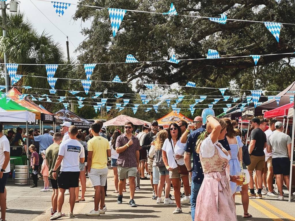 OKTOBERFEST AT ALGA BEER CO.